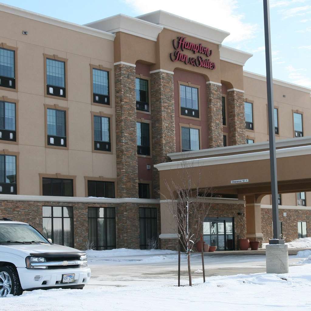 Hampton Inn & Suites Watertown Dış mekan fotoğraf